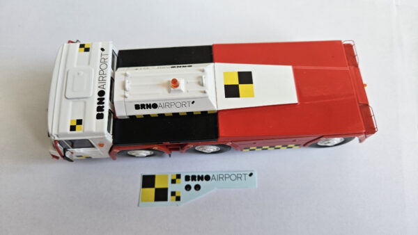 obtisky na letištní tahač Tatra 815 Brno 1:43 + 3D díly